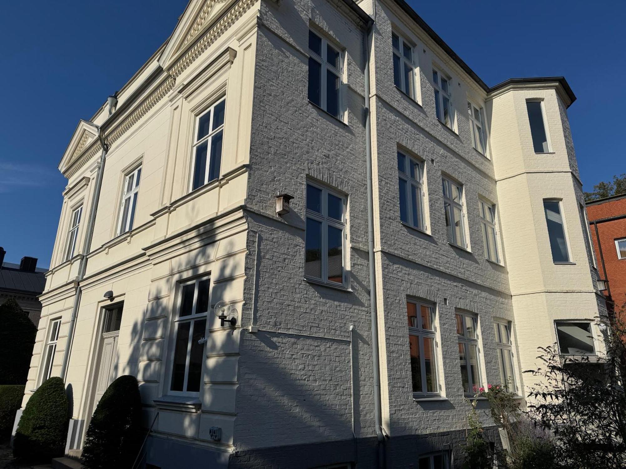 隆德The Embassy公寓 外观 照片